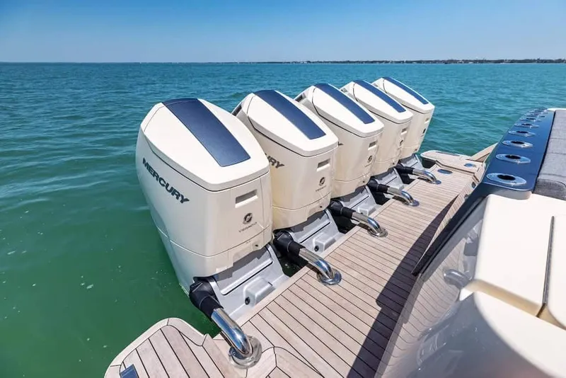 Slide: The Image of Scout 670 LXS 2026 - 12