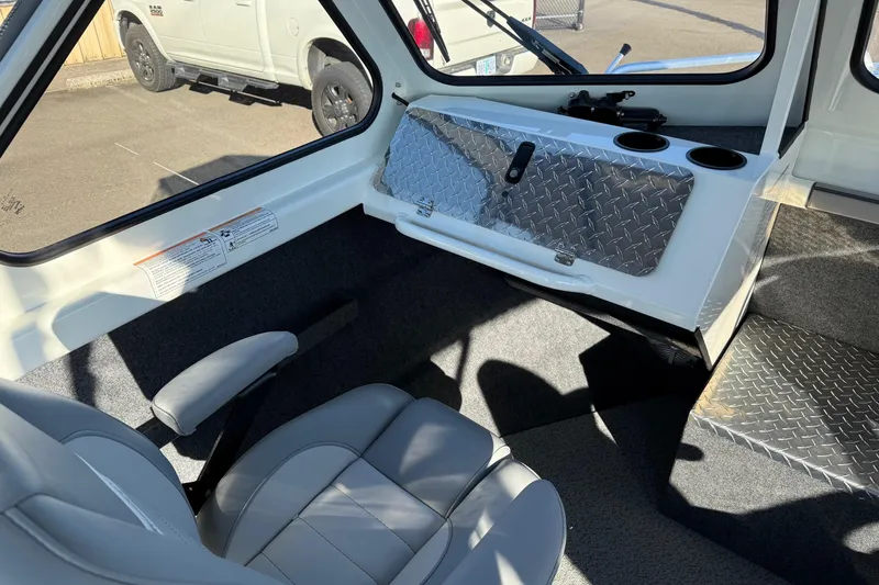 Slide: The Image of Interior of 2026 Thunder Jet 185 Luxor boat with seating and storage. - 19