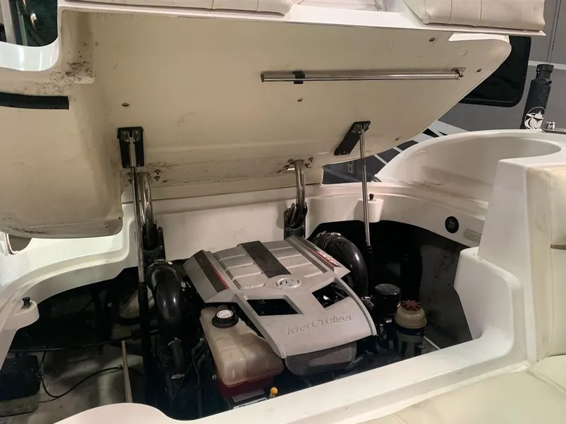 Slide: The Image of Cobalt Open Bow 272 2009 - 18