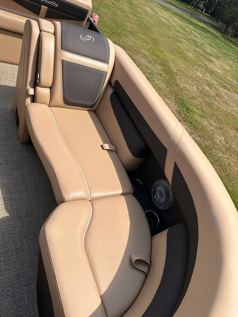 Slide: The Image of Barletta Cabrio 2025 - 6