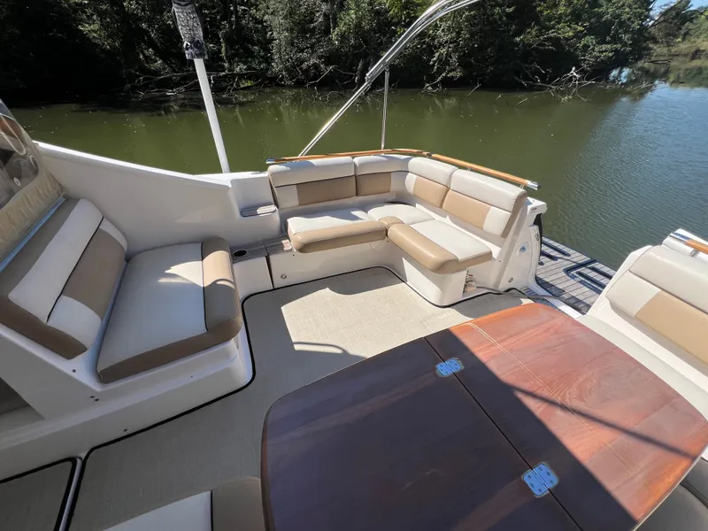 Slide: The Image of Tiara 3100 Coronet 2013 - 14