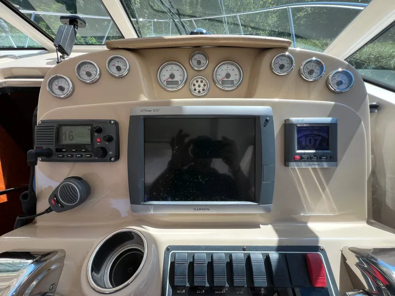 Slide: The Image of Tiara 3100 Coronet 2013 - 26