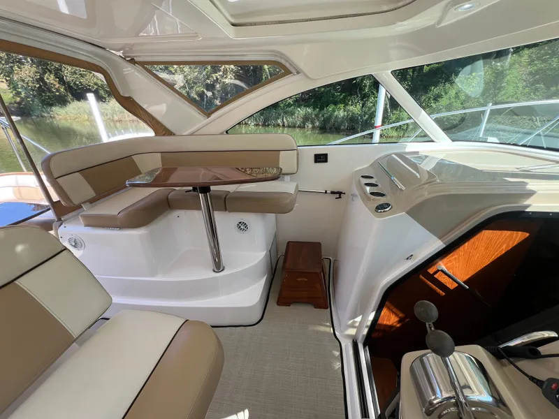 Slide: The Image of Tiara 3100 Coronet 2013 - 34