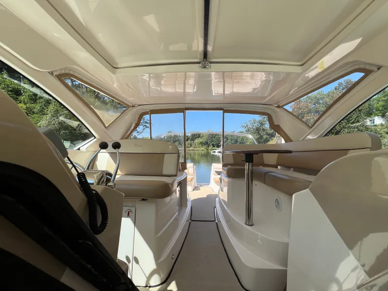 Slide: The Image of Tiara 3100 Coronet 2013 - 44