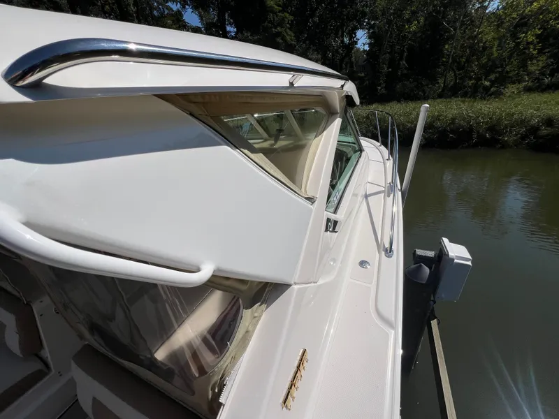 Slide: The Image of Tiara 3100 Coronet 2013 - 48