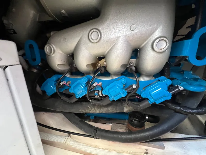 Slide: The Image of Tiara 3100 Coronet 2013 - 57