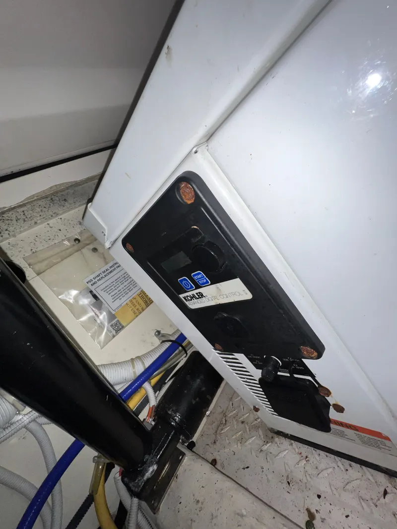 Slide: The Image of Tiara 3100 Coronet 2013 - 58