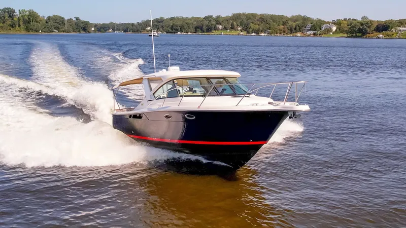 Slide: The Image of Tiara 3100 Coronet 2013 - 72