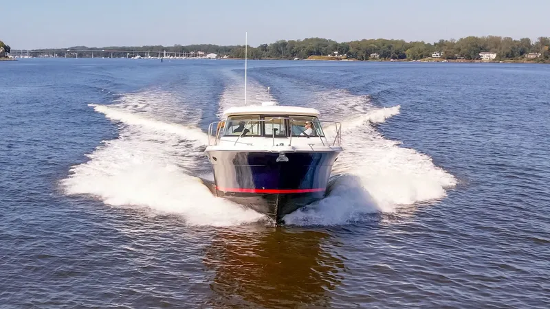 Slide: The Image of Tiara 3100 Coronet 2013 - 73