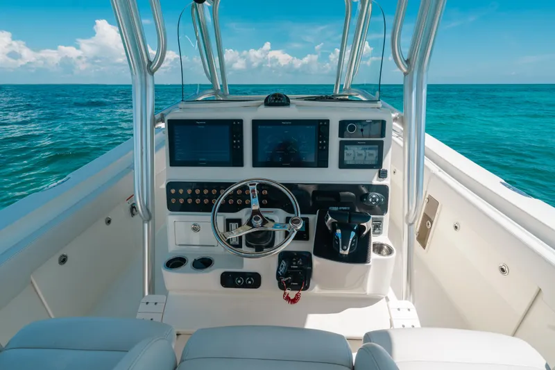 Slide: The Image of 2008 Hydra-Sports Vector 3300 CC boat dashboard with ocean view. - 37