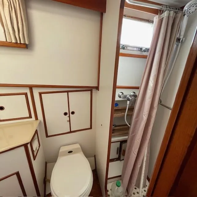 Slide: The Image of Grand Banks 42 Motoryacht 1999 - 20