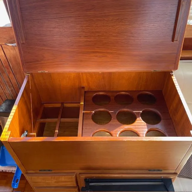 Slide: The Image of Grand Banks 42 Motoryacht 1999 - 35