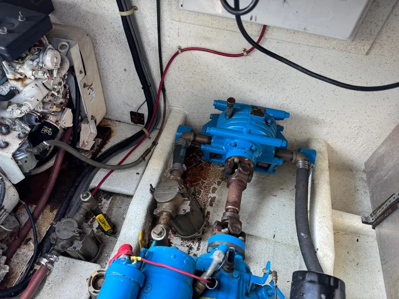 Slide: The Image of Gibson 44 1994 - 14