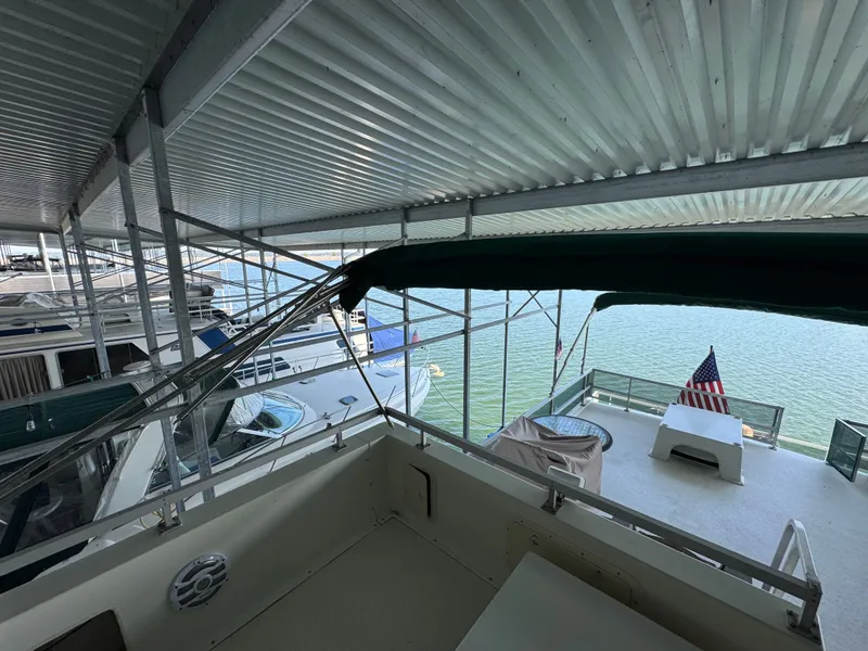 Slide: The Image of Gibson 44 1994 - 28