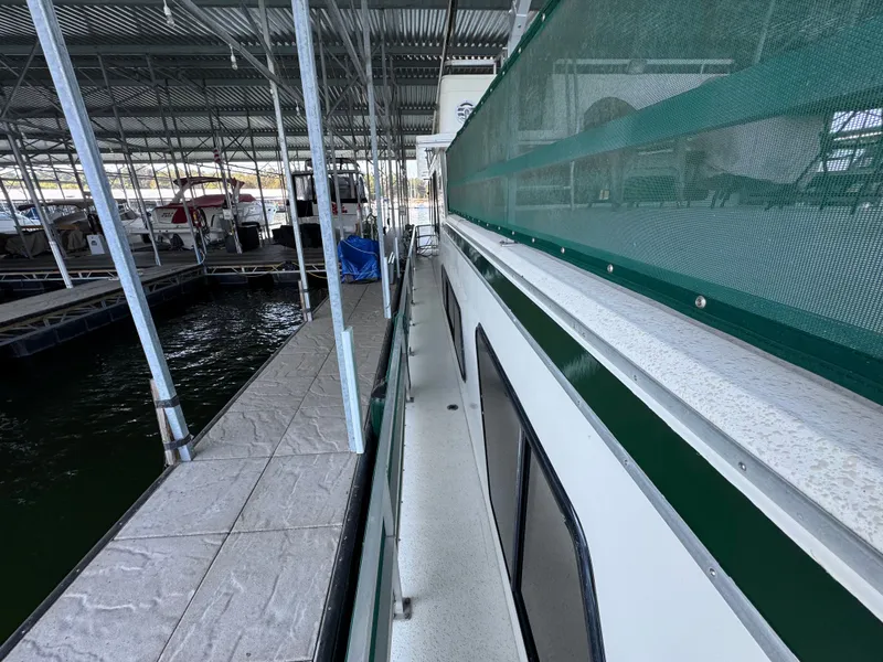 Slide: The Image of Gibson 44 1994 - 34