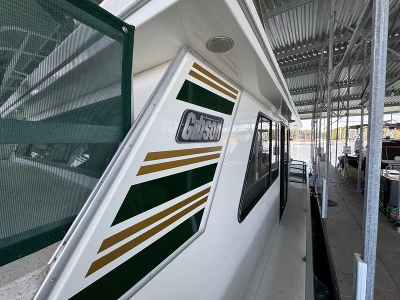 Slide: The Image of Gibson 44 1994 - 36