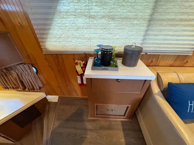 Slide: The Image of Gibson 44 1994 - 46