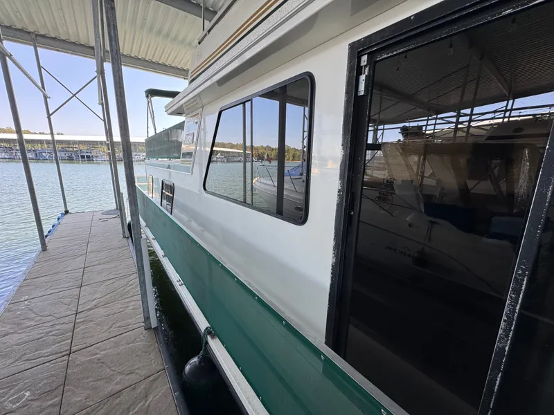 Slide: The Image of Gibson 44 1994 - 5