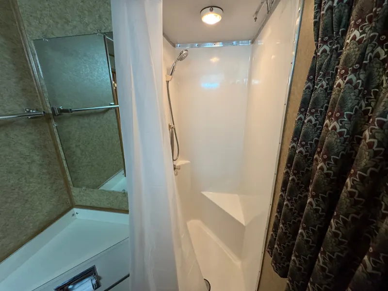 Slide: The Image of Gibson 44 1994 - 56