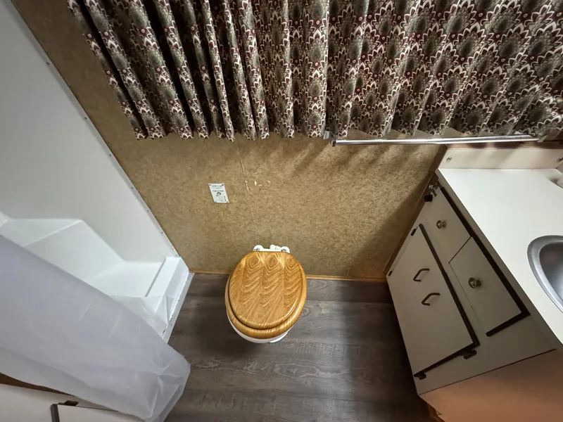 Slide: The Image of Gibson 44 1994 - 57