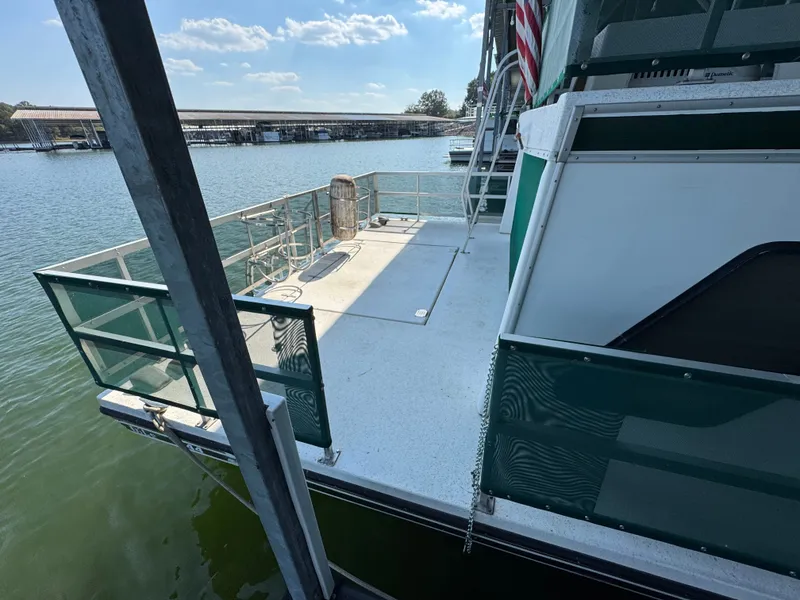 Slide: The Image of Gibson 44 1994 - 6