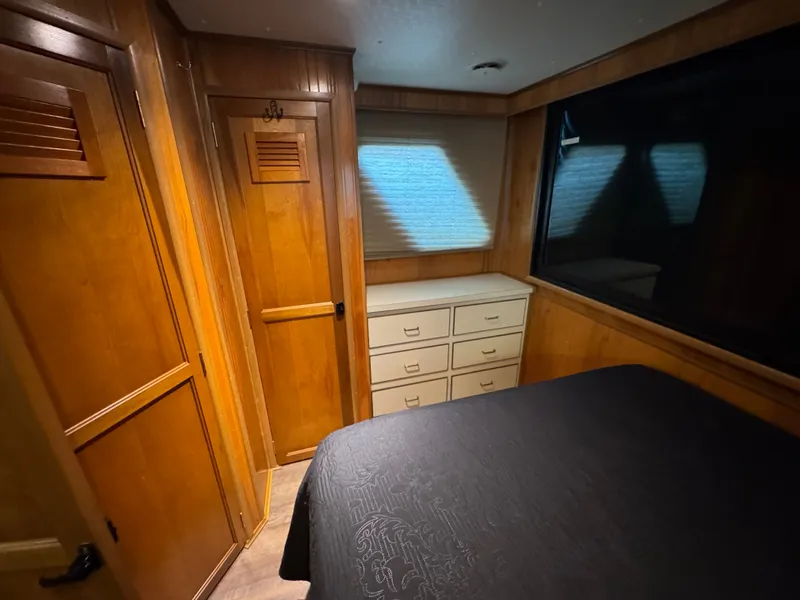 Slide: The Image of Gibson 44 1994 - 61