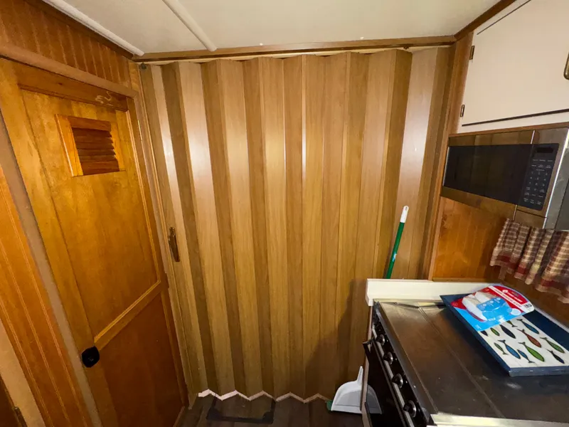 Slide: The Image of Gibson 44 1994 - 65