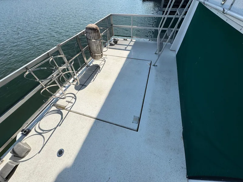 Slide: The Image of Gibson 44 1994 - 8