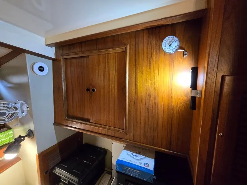 Slide: The Image of Kadey-Krogen 42 1985 - 25