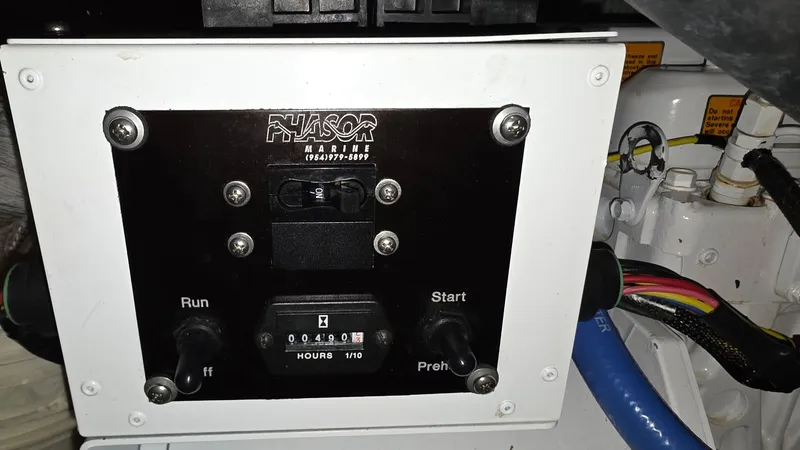 Slide: The Image of Kadey-Krogen 42 1985 - 59