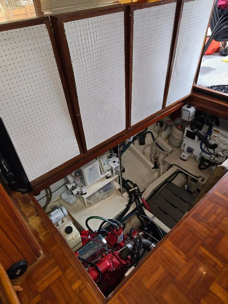 Slide: The Image of Kadey-Krogen 42 1985 - 69