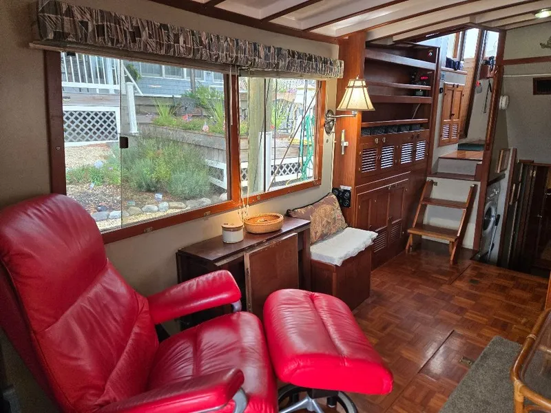 Slide: The Image of Kadey-Krogen 42 1985 - 7