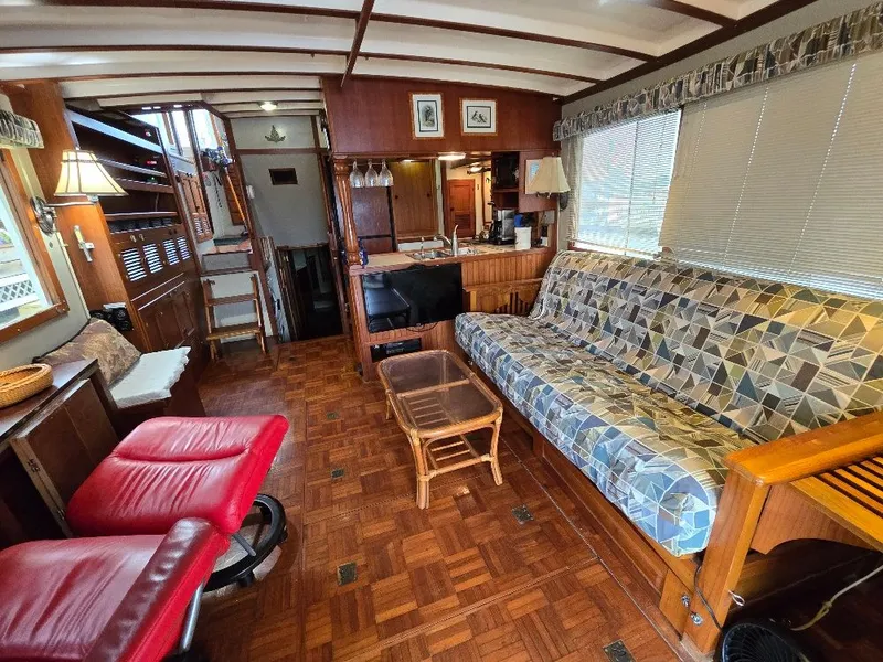 Slide: The Image of Kadey-Krogen 42 1985 - 71