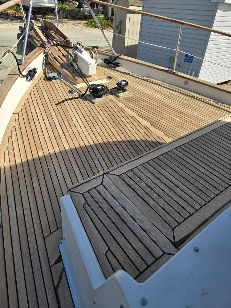 Slide: The Image of Kadey-Krogen 42 1985 - 78