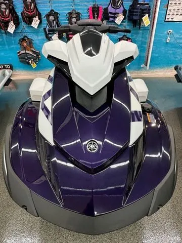 Slide: The Image of Yamaha VX Cruiser HO 2026 - 3