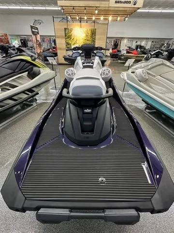 Slide: The Image of Yamaha VX Cruiser HO 2026 - 5