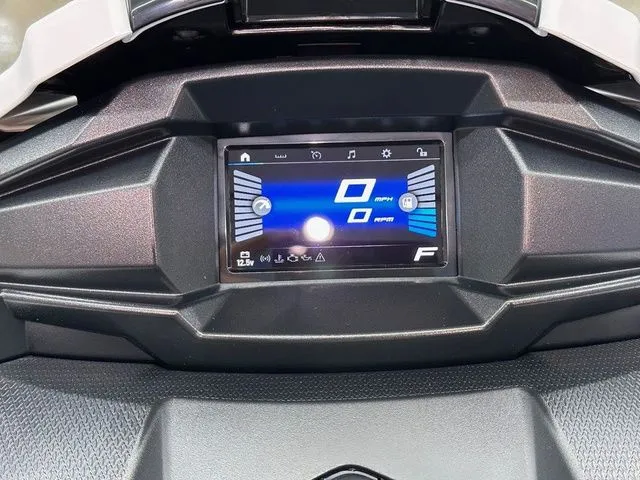 Slide: The Image of Yamaha VX Cruiser HO 2026 - 6