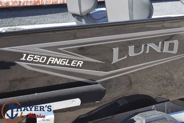 Slide: The Image of Lund 1650 Angler SS 2026 - 4