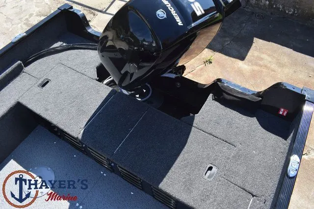 Slide: The Image of Lund 1650 Angler SS 2026 - 6