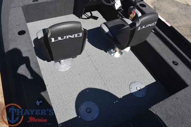 Slide: The Image of Lund 1650 Angler SS 2026 - 7