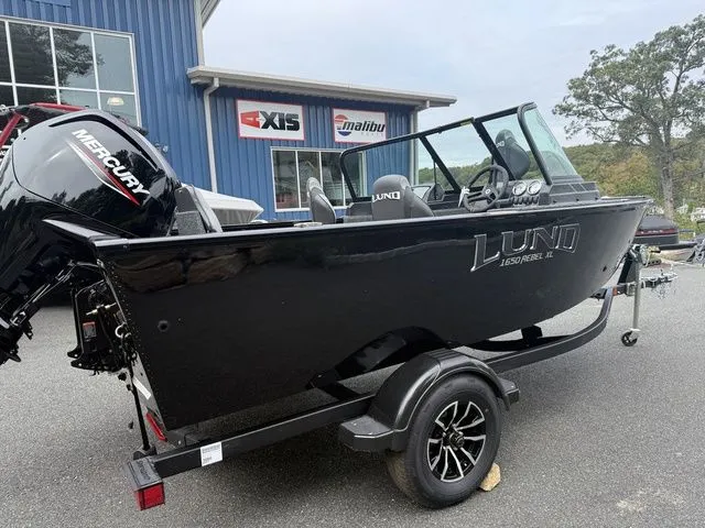 Slide: The Image of Lund 1650 Rebel SE 2026 - 6