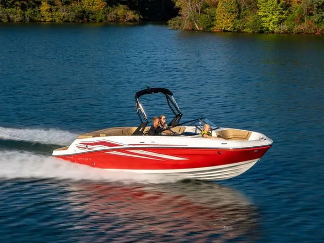 Slide: The Image of Bayliner VR6 Bowrider 2021 - 1