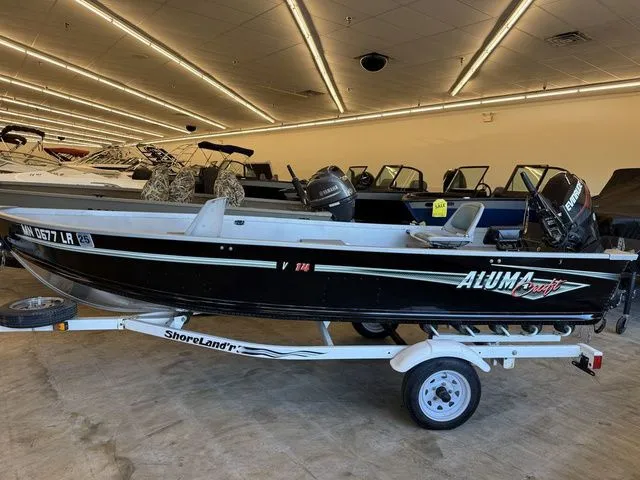 Slide: The Image of Alumacraft V14 2018 - 3