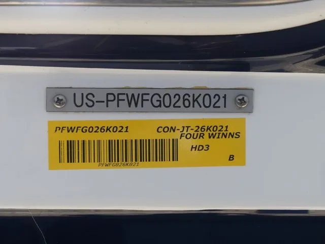 Slide: The Image of Serial number plate of a 2021 Four Winns HD3 boat. - 21
