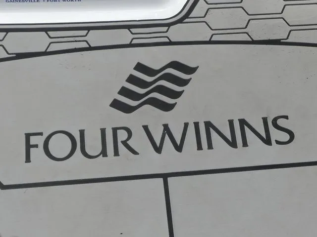 Slide: The Image of Four Winns HD3 boat logo, year 2021. - 40
