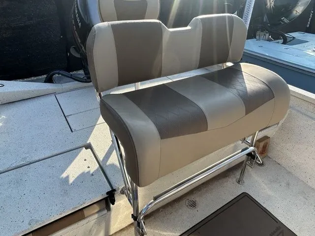 Slide: The Image of Xpress H20B 2024 - 10