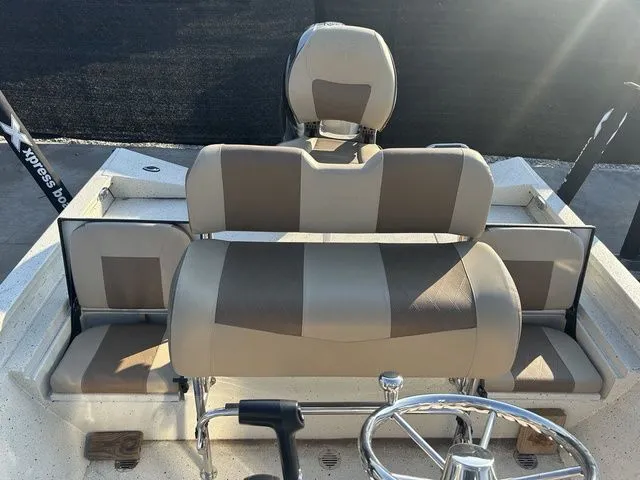 Slide: The Image of Xpress H20B 2024 - 14