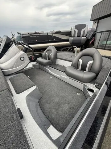 Slide: The Image of Nitro Z17 2026 - 9