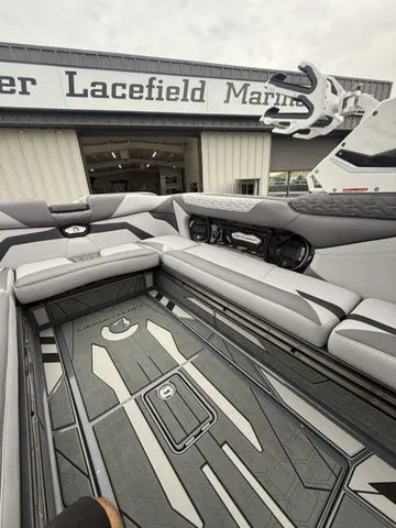 Slide: The Image of Centurion Ri265 2026 - 10