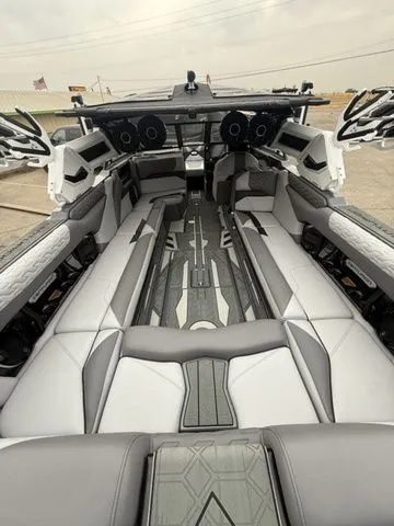 Slide: The Image of Centurion Ri265 2026 - 17